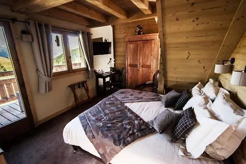 **** Hotel Les Chalets Du Cocoon Macot-la-Plagne France